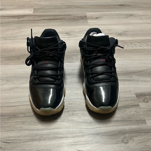 Jordan 11 Retro - Picture 1 of 10